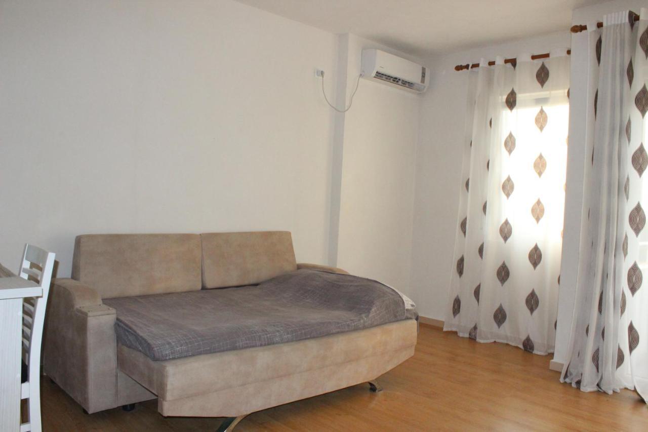 Cocoon Apartment Durres Exterior photo