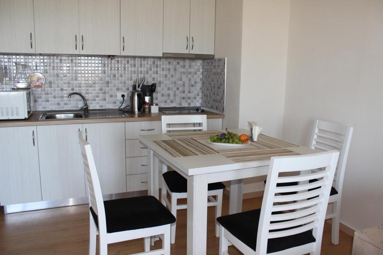 Cocoon Apartment Durres Exterior photo