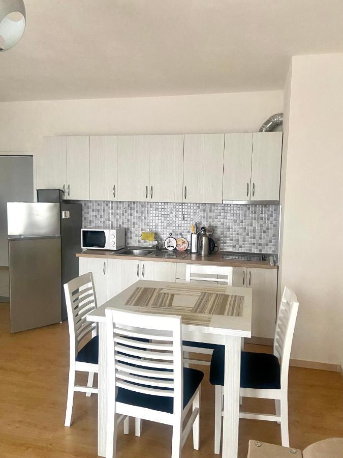 Cocoon Apartment Durres Exterior photo
