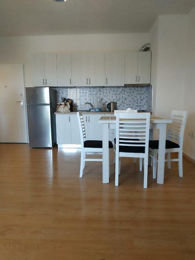 Cocoon Apartment Durres Exterior photo